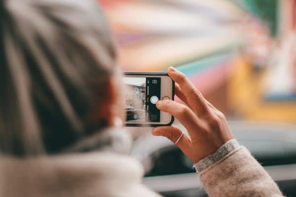 Smartphone VS appareil photo numérique : qui prend les meilleures photos ?